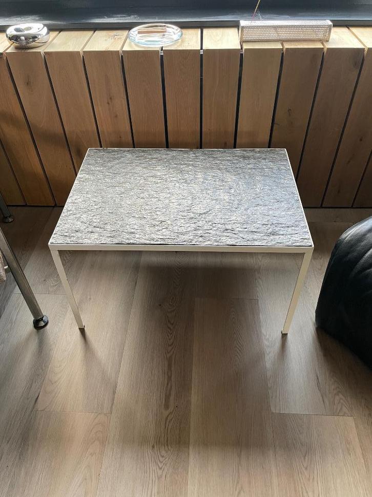 VTG Baubaus Sidetable met Stalen Frame & Leistenen Blad 60s, Huis en Inrichting, Tafels | Sidetables, Gebruikt, 50 tot 75 cm, 50 tot 100 cm