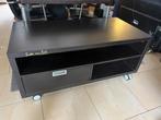 TV meubel met wielen van Ikea - GRATIS, Huis en Inrichting, Ophalen, Gebruikt, 100 tot 150 cm, Minder dan 100 cm