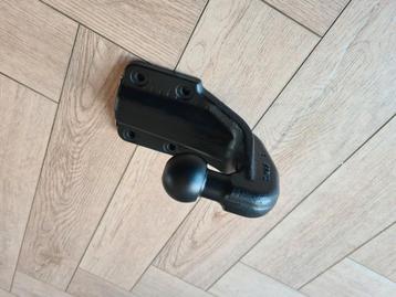 Thule Trekhaak kogel bouten op 83x56 200kg kogeldruk 112x90  beschikbaar voor biedingen