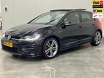 Volkswagen GOLF 1.5 TSI Highline 3x R-line! Pano! LED!, Auto's, Volkswagen, 4 cilinders, 150 pk, Alcantara, Zwart