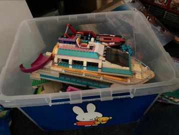 LEGO voornamelijk LEGO Friends beschikbaar voor biedingen
