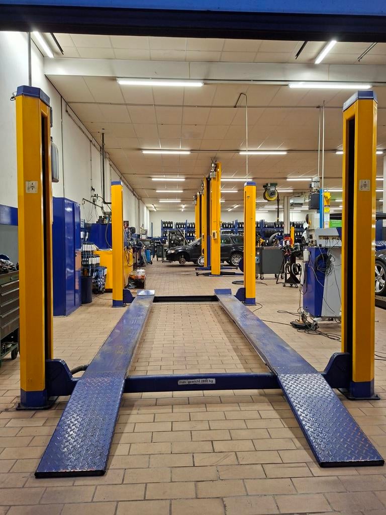 Hefbrug 4 koloms Koni 2800 kg rai apk brug led verlichting, Auto diversen, Autogereedschap, Ophalen