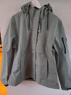 Een nieuwe shoftshell dames jas met prijskaartje, Kleding | Dames, Ophalen of Verzenden, Nieuw, Groen