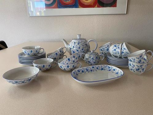 Arzberg servies Blaublüten, Huis en Inrichting, Keuken | Servies, Zo goed als nieuw, Kop(pen) en/of Schotel(s), Overige stijlen