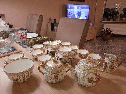 Theeservies 12 persoons, Antiek en Kunst, Antiek | Servies compleet, Ophalen of Verzenden