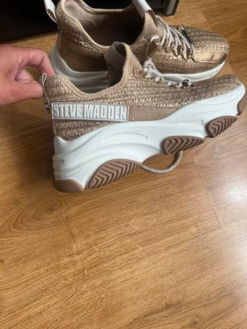 Steve madden sneakers 39 beschikbaar voor biedingen