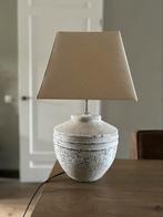 Landelijke tafellamp met stenen voet, Huis en Inrichting, Ophalen of Verzenden, Zo goed als nieuw, 50 tot 75 cm