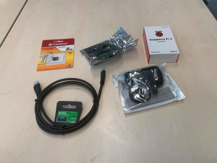 Raspberry Pi 3B 1GB - Nieuw in doos!, Computers en Software, Overige Computers en Software, Nieuw, Ophalen of Verzenden