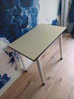 kleutertafel, Kinderen en Baby's, Kinderkamer | Tafels en Stoelen, Ophalen, Gebruikt