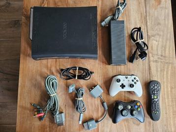 Xbox 360 Elite (120 GB) – met doos, HDMI, controller en game beschikbaar voor biedingen
