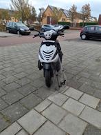Zip 4t 50cc 2v brom kenteken, Fietsen en Brommers, Scooters | Piaggio, Ophalen, Zo goed als nieuw, Benzine, Zip
