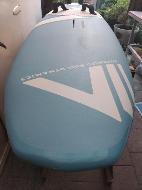 AHD board. 2023 GEWOON NIEUWSTAAT, Watersport en Boten, Windsurfen, Zo goed als nieuw, Plank, Minder dan 250 cm, Ophalen