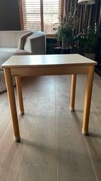 Peutertafeltje merk Schilte, Ophalen, Zo goed als nieuw, Tafel(s)