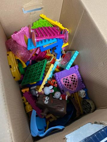 Megabloks Bouwstenen - Veel Plezier! beschikbaar voor biedingen