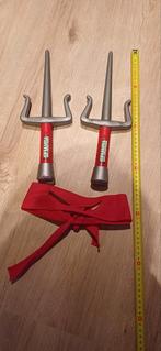 Teenage mutant ninja turtle zwaarden en oogmasker Raphael, Ophalen