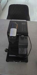 DeLonghi Lattissima Touch Nespresso met cuplade, Gebruikt, Espresso apparaat, Ophalen of Verzenden, 1 kopje