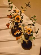 Set opgemaakte nepalese kruik met herfstboeket zijde bloemen, Ophalen of Verzenden, Zo goed als nieuw