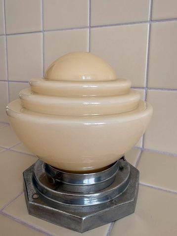 Antieke skyscraper | plafonnière | lamp art deco beschikbaar voor biedingen