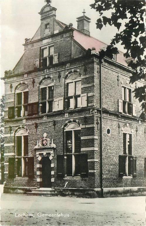 (387-195-047) Lochem Gemeentehuis, Verzamelen, Ansichtkaarten | Nederland, Gelderland, Verzenden