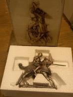 Tinnen Middeleeuwse Ridder te Paard - Nieuw in Doos, Ophalen of Verzenden, Nieuw, 1:50 of kleiner, Figuur of Figuren