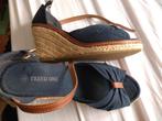 Blauwe open schoen met sleehak, Blauw, Sandalen of Muiltjes, Ophalen of Verzenden, Trend One