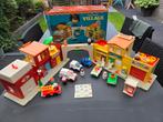 Fisher price play family village / dorp met doos, Ophalen of Verzenden, Gebruikt, Speelset