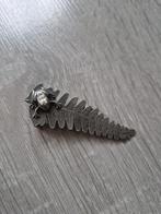 Vintage broche tin blad met kikker, Ophalen of Verzenden, Overige materialen, Broche