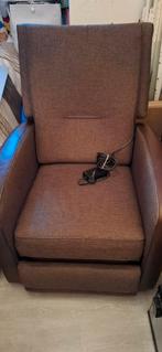 Prominent Relaxstoel - Bruin - Elektrisch Verstelbaar, Huis en Inrichting, Fauteuils, Gebruikt, 75 tot 100 cm, 75 tot 100 cm, Modern