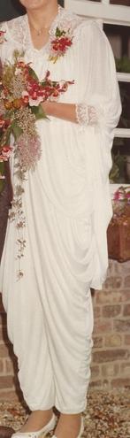 Vintage bruidsjurk trouwjurk trouwbroek jumpsuit harembroek, Kleding | Dames, Trouwkleding en Trouwaccessoires, Gedragen, Ophalen of Verzenden