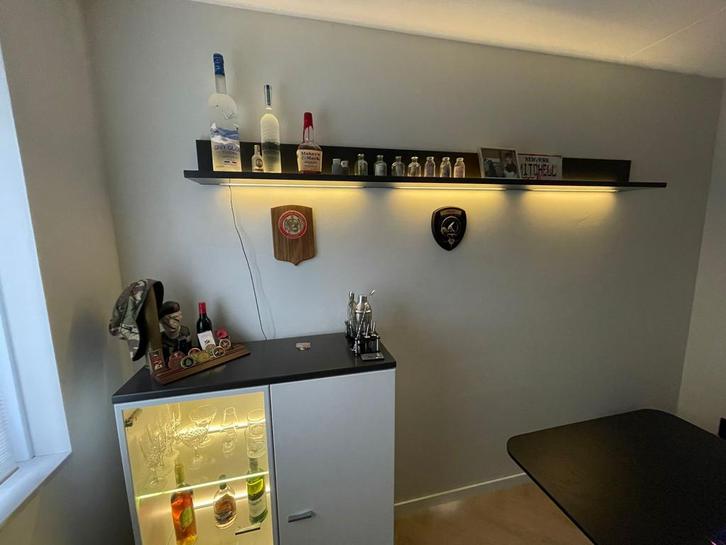 Woonkamer Kast + Wandplank Wit/Antraciet, Huis en Inrichting, Kasten | Vitrinekasten, Gebruikt, 100 tot 150 cm, 50 tot 100 cm