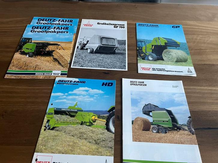 Deutz Fahr opraap pers folders 6 stuks, Boeken, Catalogussen en Folders, Zo goed als nieuw, Ophalen of Verzenden