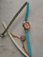 Horloge, met dubbel bandje en armbandje ineen. NIEUW., Ophalen of Verzenden, Nieuw, Polshorloge, Met strass