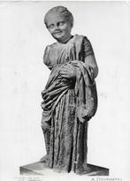 Ae91 Gelopen ansichtkaart delphi - laughing boy sculpture, Ophalen of Verzenden, Gelopen