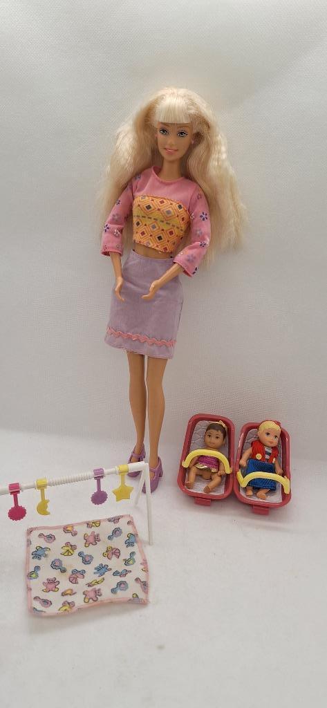 Barbie en Krissy | stroll 'n play | 2001 | baby's, Kinderen en Baby's, Speelgoed | Poppen, Gebruikt, Barbie, Ophalen of Verzenden