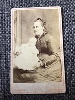 CDV, Vrouw/kind, L.R. Werner, Amsterdam, Carte de Visite, Verzamelen, Ophalen of Verzenden, Voor 1940, Gebruikt, Foto