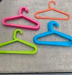Set van 16 kledinghangers, Kleding | Dames, Kledinghangers, Ophalen of Verzenden, Gebruikt, Kinderen en Volwassenen