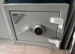 Zeer degelijke duurzame rdw kluis brandkast EN 1143-1 safe, Huis en Inrichting, Brandblussers en Brandkasten, Ophalen, Brandkast