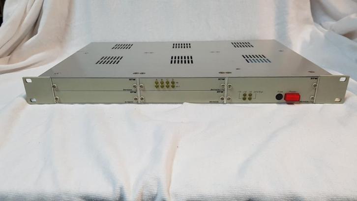 Vintage RTW Districon 1231 converter en voeding voor rack, Audio, Tv en Foto, Professionele Audio-, Tv- en Video-apparatuur, Gebruikt