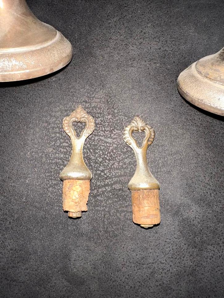 Twee Oude Karaffen, Antiek en Kunst, Antiek | Glas en Kristal, Ophalen of Verzenden