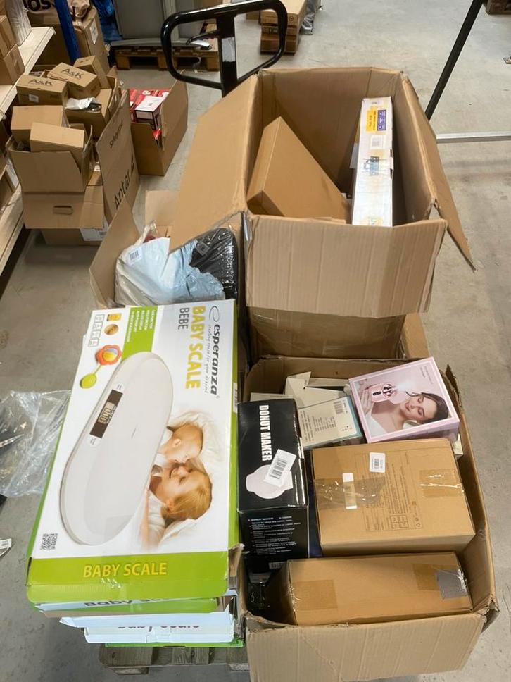 Partij Retouren Tekoop Donut Maker Babyweegschaal Tv Beugel, Diversen, Rommelmarktspullen, Zo goed als nieuw, Ophalen