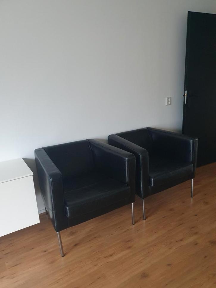 2x design stoelen - zwart leer, Huis en Inrichting, Stoelen, Twee, Leer, Zwart, Ophalen