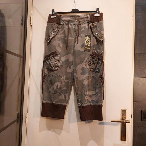 Broek van het merk Airforce.  Maat XL, Kleding | Dames, Broeken en Pantalons, Nieuw, Maat 46/48 (XL) of groter, Groen, Driekwart