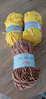 Phil Velours  3 grote bollen, Ophalen of Verzenden, Nieuw, Breien of Haken, Wol of Garen