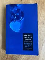 Schaduwzuster Simone van der Vlugt, Gelezen, Simone van der Vlugt, Ophalen of Verzenden, Nederland