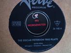 the oscar peterson trio plays;  satin doll 13f, 7 inch, Single, Ophalen of Verzenden, Zo goed als nieuw