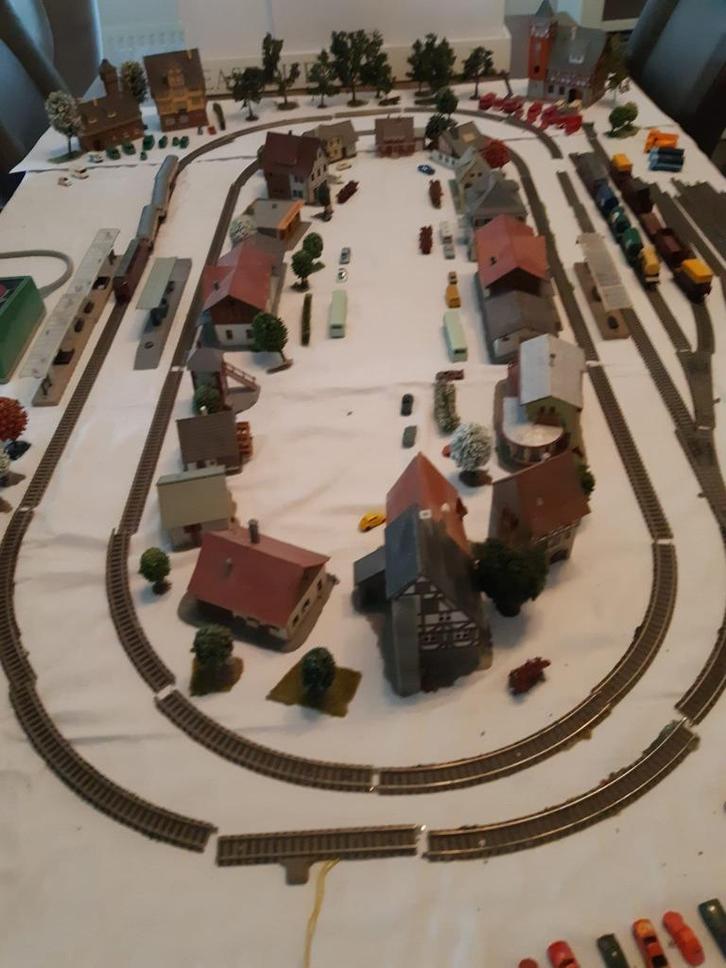 N spoorbaan van Fleischmann Picolo, Hobby en Vrije tijd, Modeltreinen | N-Spoor, Gebruikt, Locomotief, Gelijkstroom, Fleischmann