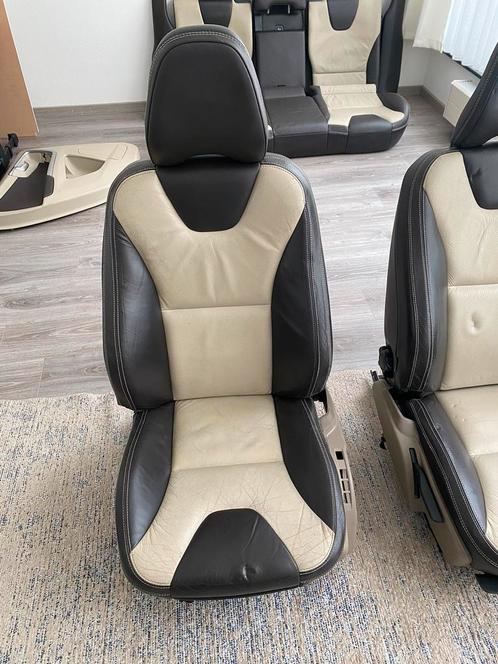 Volvo XC60 beige en bruin lederen interieur compleet, Auto-onderdelen, Interieur en Bekleding, Volvo, Gebruikt, Ophalen