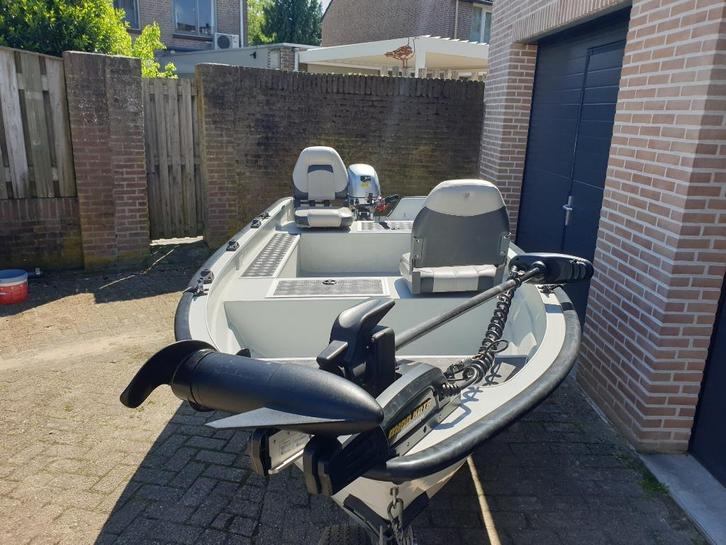 Polyester vis boot met Honda 10 pk buitenboordmotor en trail, Watersport en Boten, Vis- en Consoleboten, Gebruikt, Tot 10 pk, 3 tot 6 meter