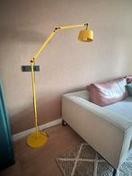 Tonone Bolt Vloerlamp Geel, Huis en Inrichting, Ophalen, Zo goed als nieuw, Metaal, 150 tot 200 cm