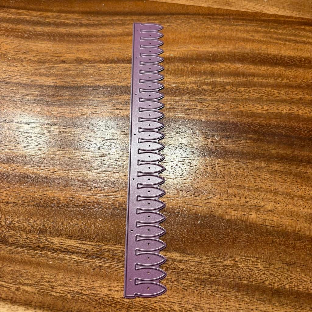 Snijmal 98 rand paars 1 ( oprolbloem?), Ophalen of Verzenden, Zo goed als nieuw, Overige thema's, Pons of Mal